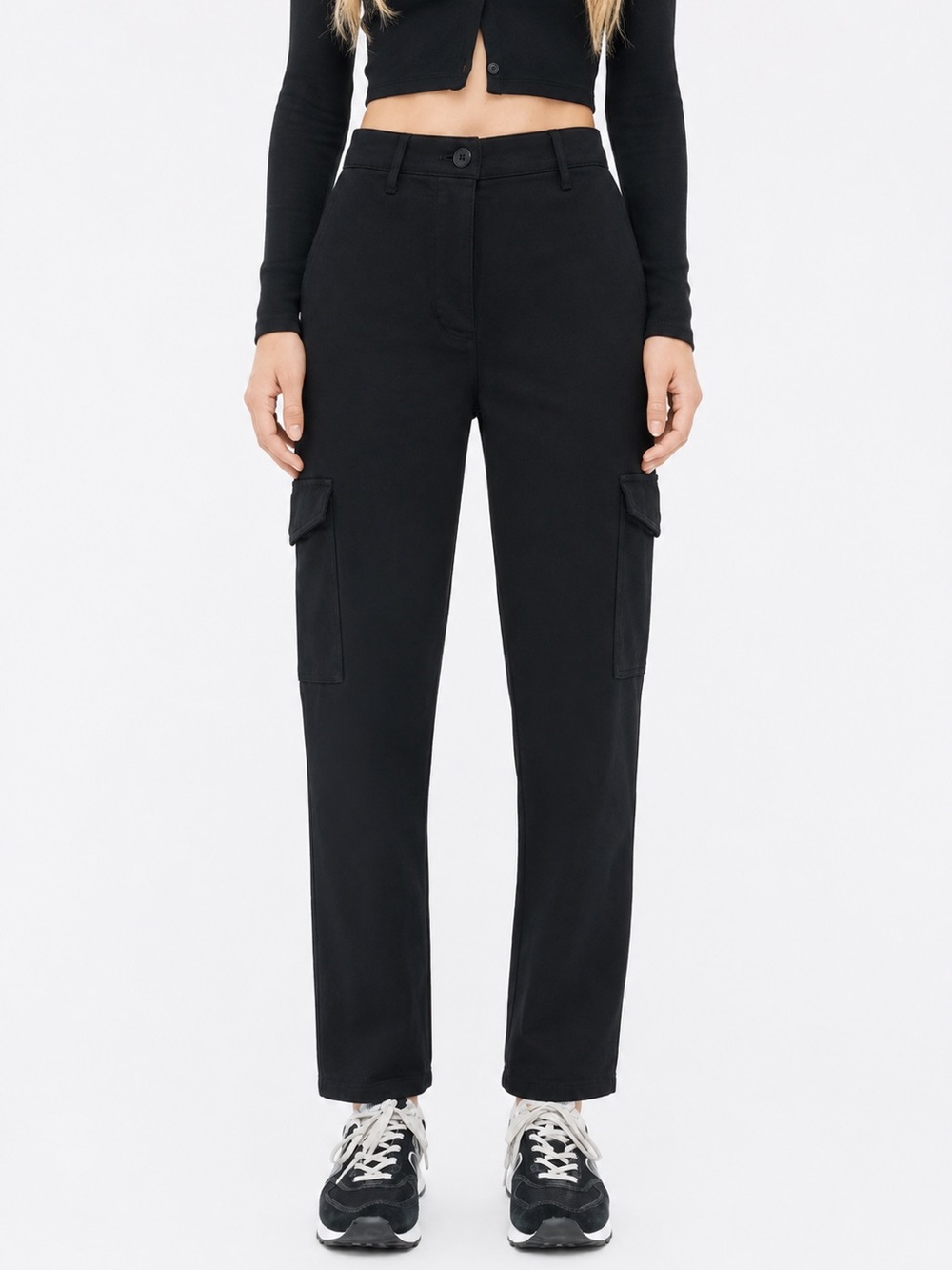 Aritzia Wilfred Free Modern Cargo Pants Black High Rise Size 8